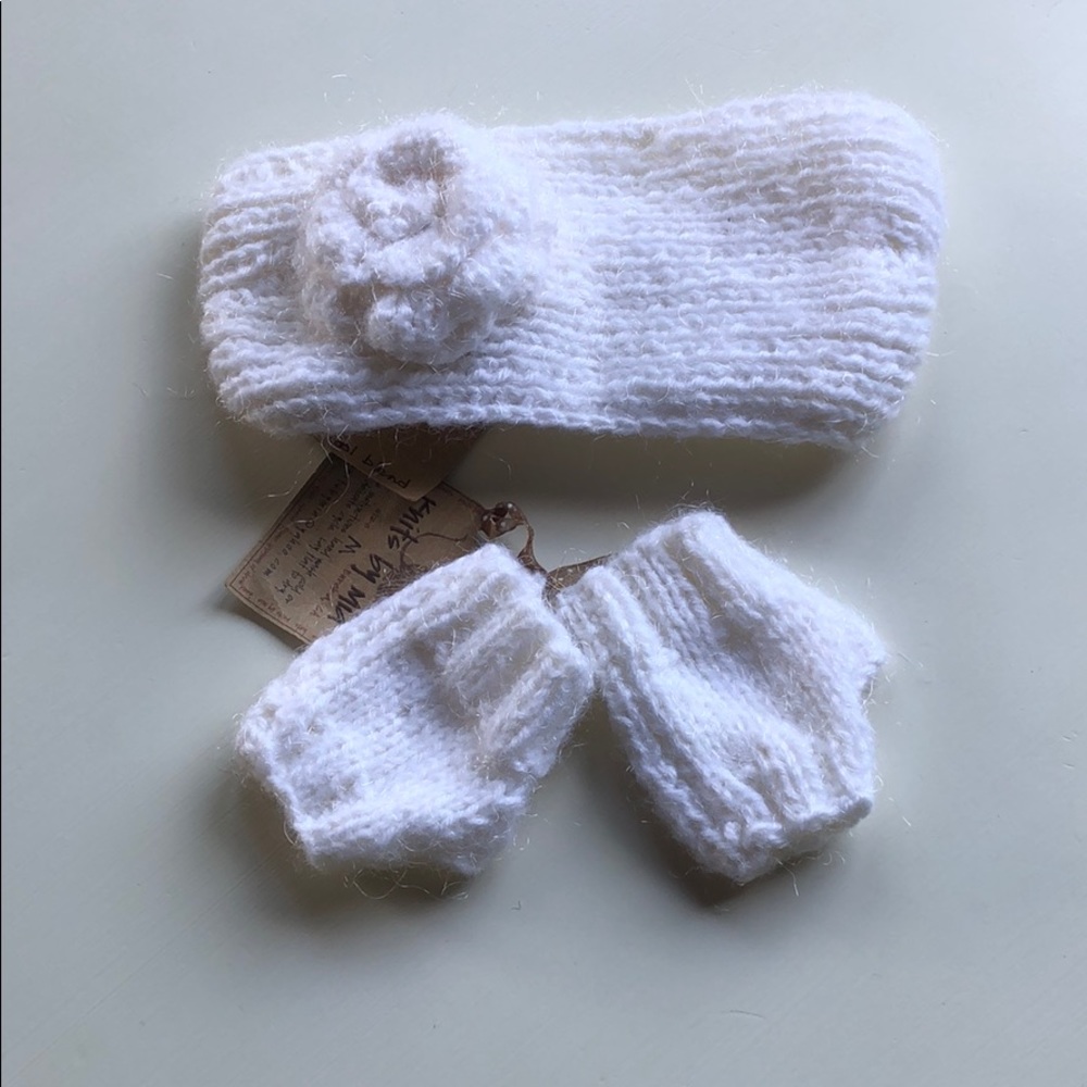 Knits By Mia | White Knit Headband & Gloves | M/L